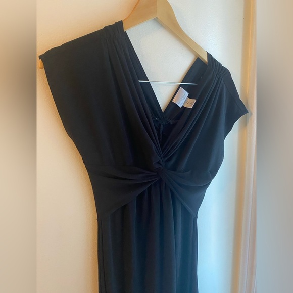 Motherhood Maternity Black Stretchy Dress V Twist Neck Size Medium Short Sleeve - Picture 3 of 5